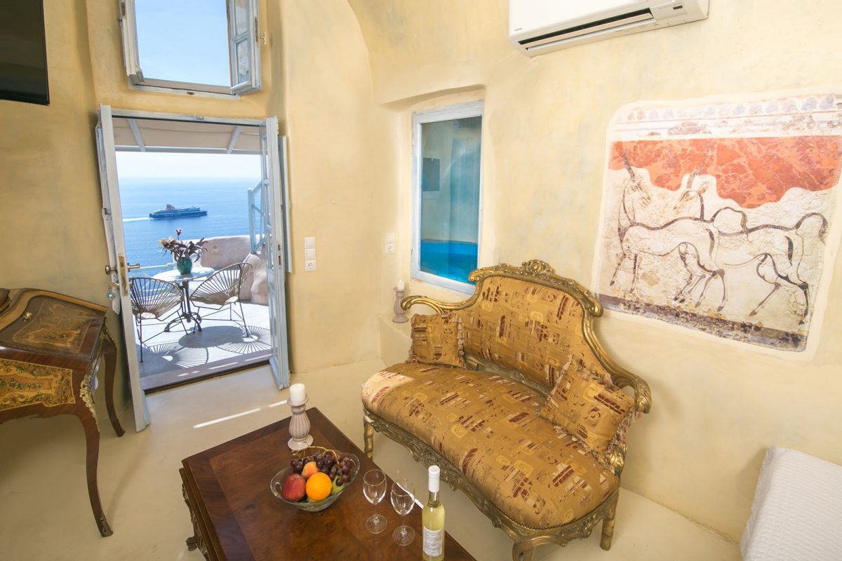 accommodation in oia | Kastro Oia Houses